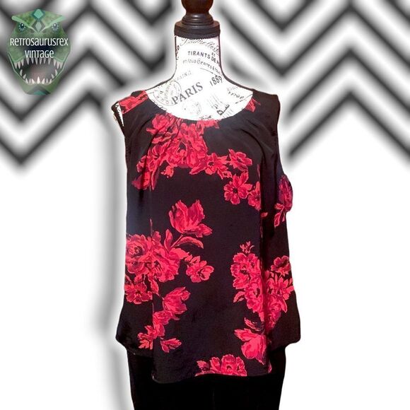 𝅺rose Tank Top - Picture 2 of 4